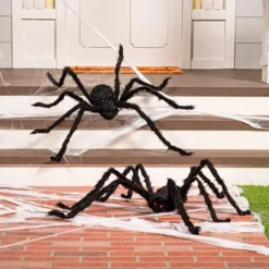 2 Pcs Spiders With 800sqft Cobweb -Holiday Discount Store 2 Pcs Spiders with 800sqft Cobweb 1 600x600 1