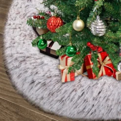 Brown Faux Fur Christmas Tree Skirt 48in -Holiday Discount Store 48 Inch Brown Faux Tree Skirt 2 result 600x600 1