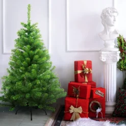 Artificial Christmas Tree 4ft -Holiday Discount Store 4ft Christmas Tree 5 result 600x600 1