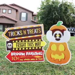 9pcs Halloween Outdoor Corrugate Yard Stake Signs 8 9pcs Halloween Outdoor Corrugate Yard Stake Signs -Holiday Discount Store 9 Pcs Friendly Halloween Corrugate Yard Stake Signs 5 600x600 1