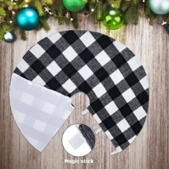 Black And White Buffalo Plaid Christmas Tree Skirt 48in -Holiday Discount Store Thick Plaid White Baffalo Christmas Tree Skirt 48in 6 result 600x600 1