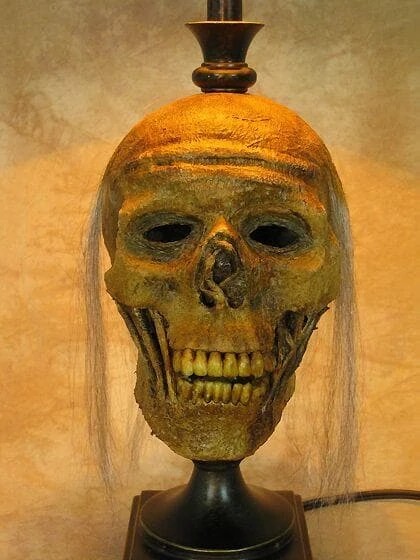 "Desk Lamp With Life-size Corpse Head And Antique Shade" Haunted House Lighting 6 "Desk Lamp With Life-size Corpse Head And Antique Shade" Haunted House Lighting - Image 6