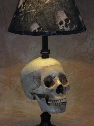 "Desk Lamp With Life-size Skull And Bone Shade" Haunted House Lighting 3 "Desk Lamp With Life-size Skull And Bone Shade" Haunted House Lighting - Image 3