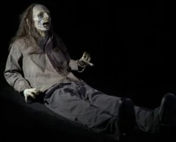 "Graveyard Ghoul" Static Zombie Prop By Jordu Schell